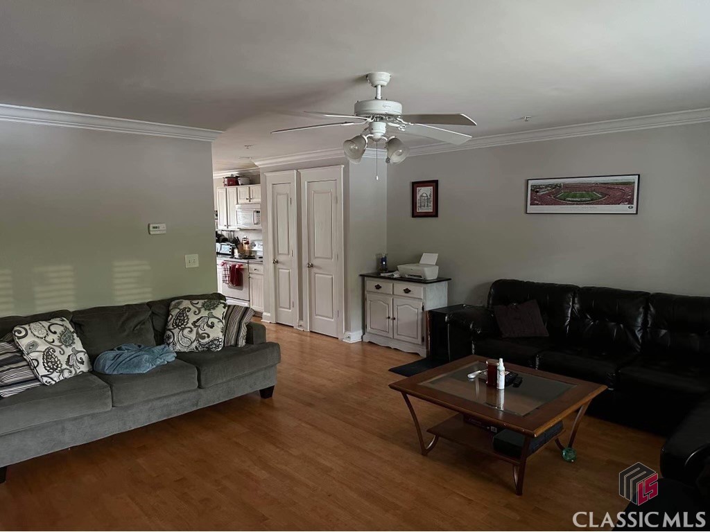 1035 South Barnett Shoals Road, Unit 915 Athens, GA 30605 - Photo 3 of 6