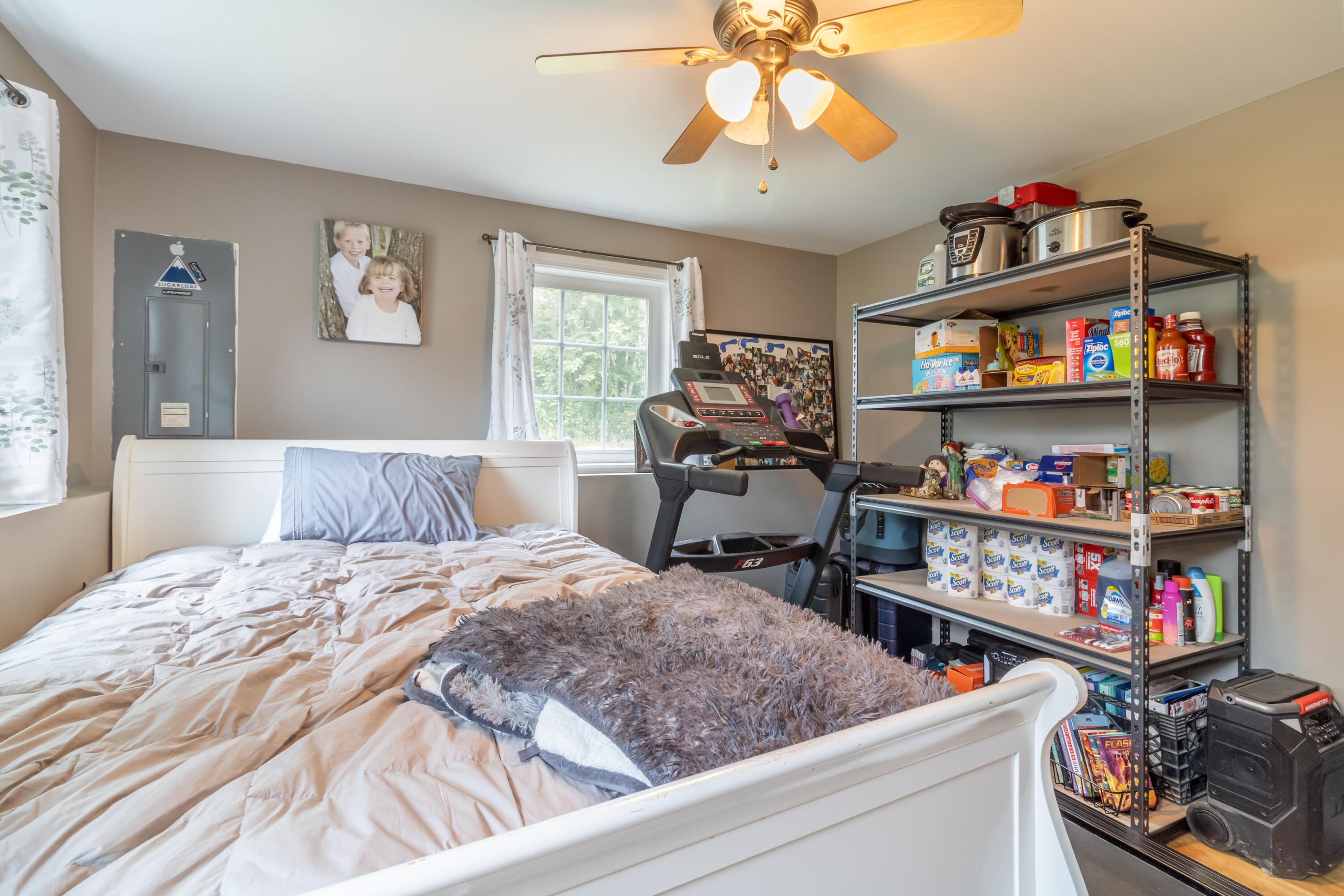 28 Carriage Drive Hermon, ME 04401 - Photo 52 of 64 28 Carriage Lane Interiors-14