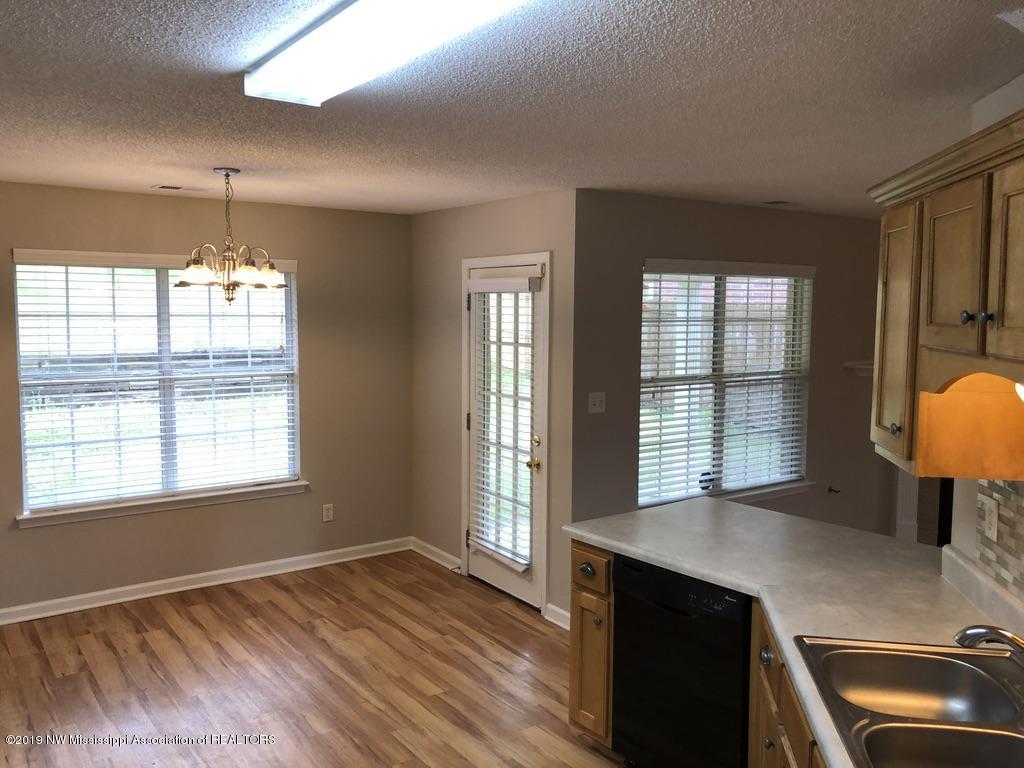 7099 Maple Grove Road Olive Branch, MS 38654 - Photo 3 of 11 UNADJUSTEDNONRAW_thumb_950