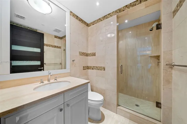 $20,000 | 10295 Collins Avenue, Unit 1605, Bal Harbour, FL 33154