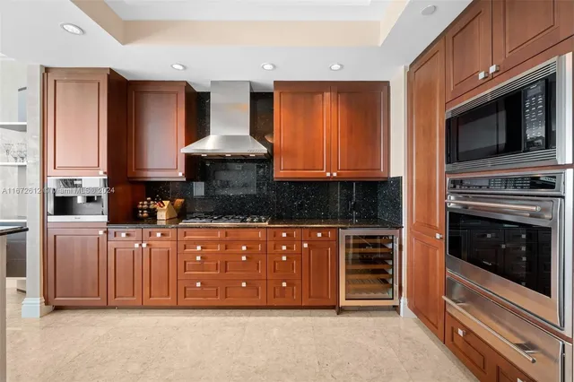 $20,000 | 10295 Collins Avenue, Unit 1605, Bal Harbour, FL 33154