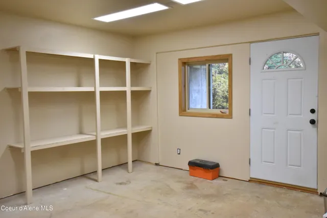 $759,000 | 391457 Highway 95, Plummer, ID 83851