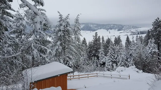 $759,000 | 391457 Highway 95, Plummer, ID 83851