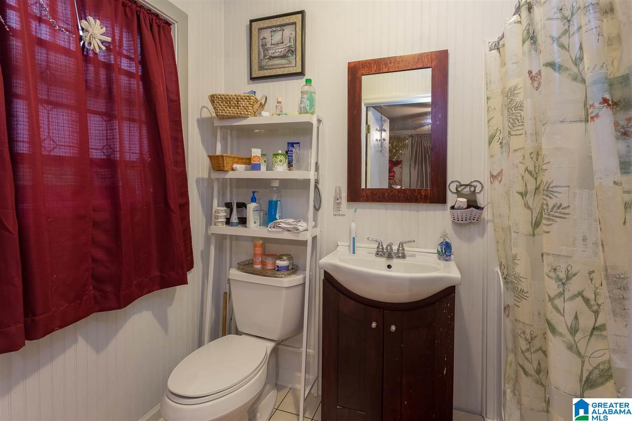 436 16th Court Northwest Birmingham, AL 35215 - Photo 16 of 26