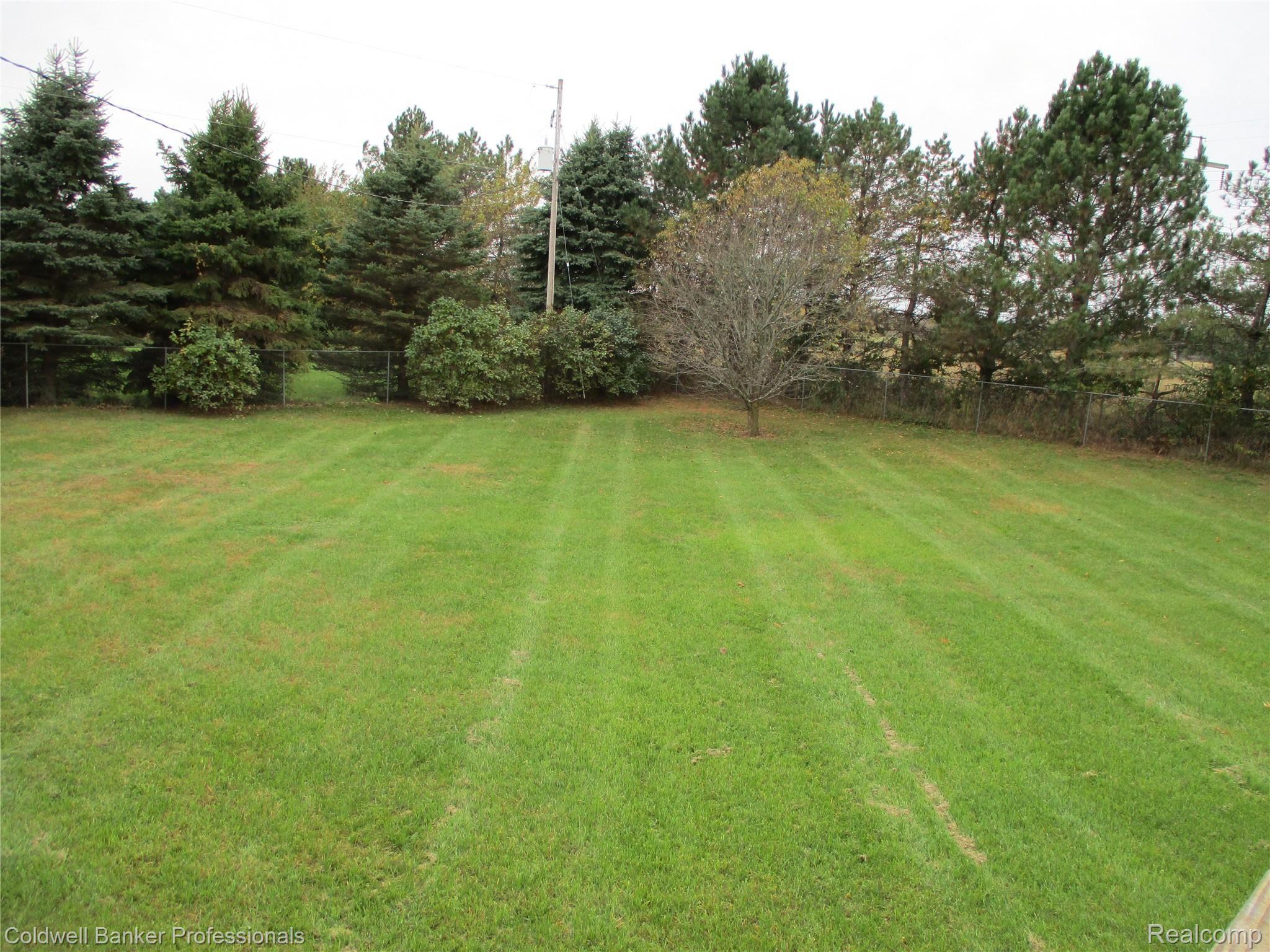 7096 South Ruess Road Owosso, MI 48867 - Photo 53 of 54 IMG_0325.JPG
