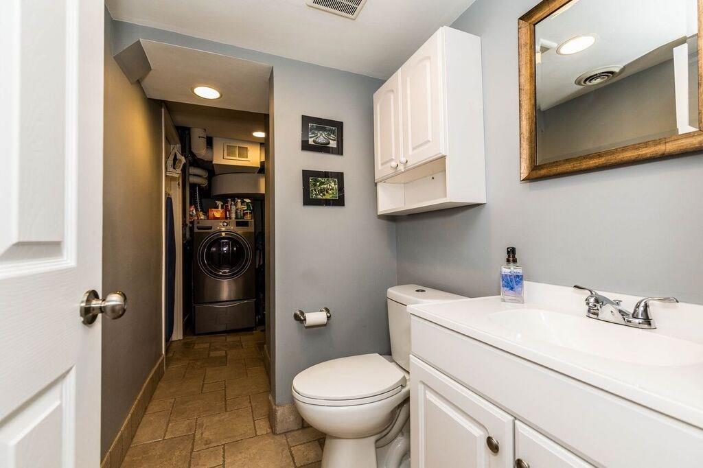 2392 Mill Grove Road Pittsburgh, PA 15241 - Photo 17 of 25 Gallery Image 17