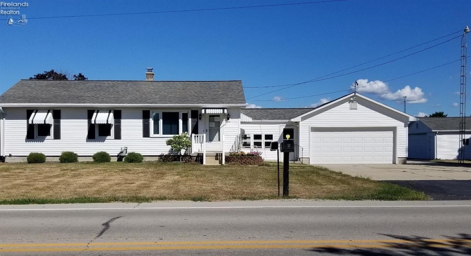 1105 Smith Road Fremont, OH 43420 - Photo 2 of 14 Gallery Image 2