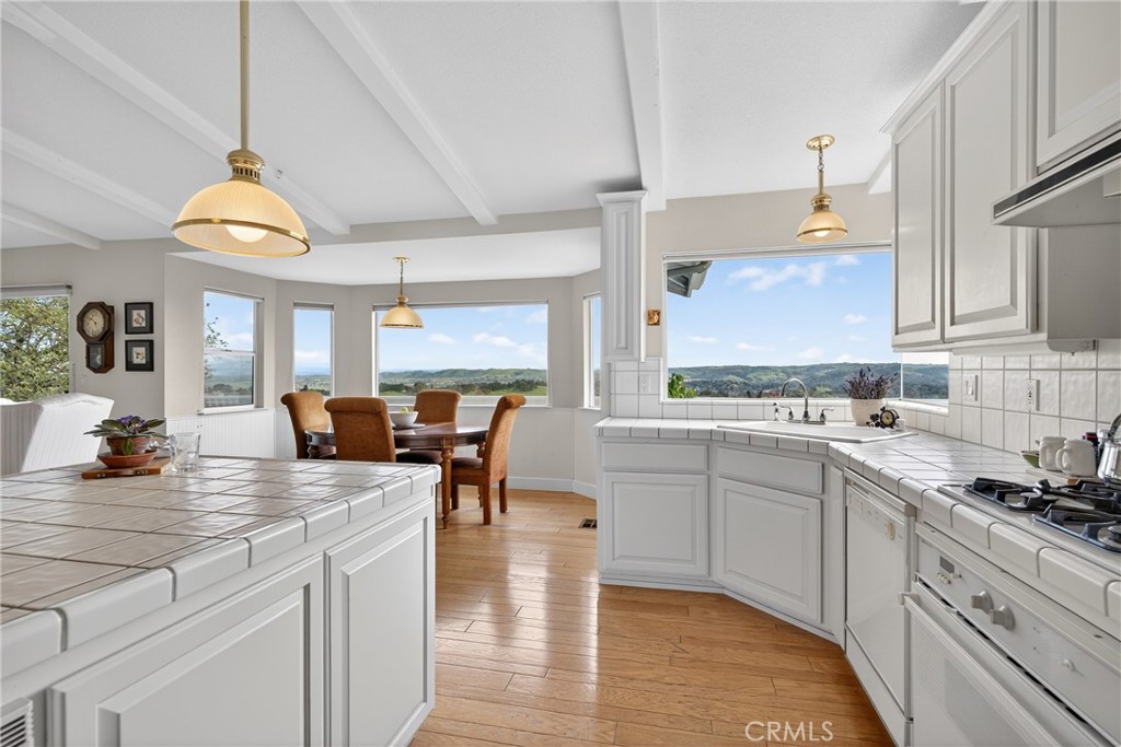 11200 Santa Ana Road Atascadero, CA 93422 - Photo 13 of 73