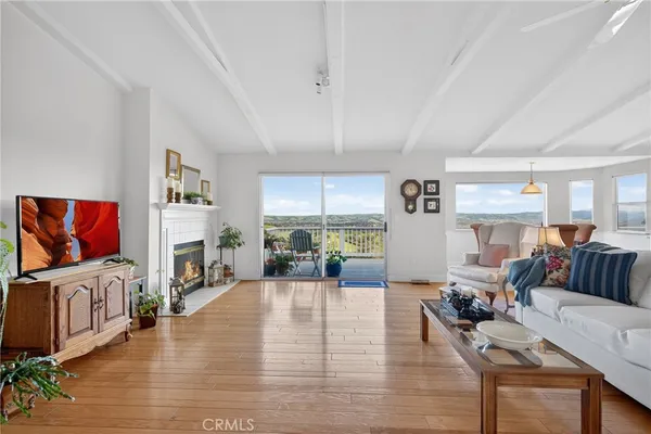 $999,900 | 11200 Santa Ana Road, Atascadero, CA 93422