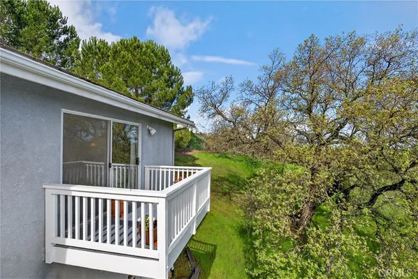 $999,900 | 11200 Santa Ana Road, Atascadero, CA 93422