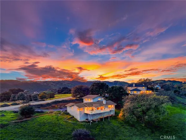 $999,900 | 11200 Santa Ana Road, Atascadero, CA 93422