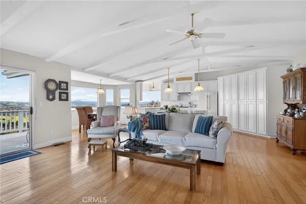 $999,900 | 11200 Santa Ana Road, Atascadero, CA 93422