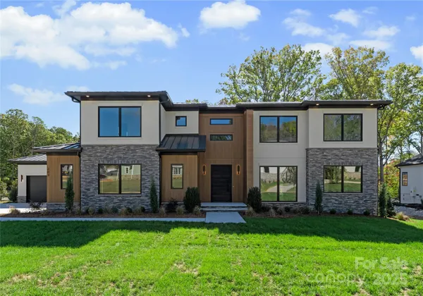 $2,500,000 | 203 Sugar Maple Lane, Unit 23, Matthews, NC 28104