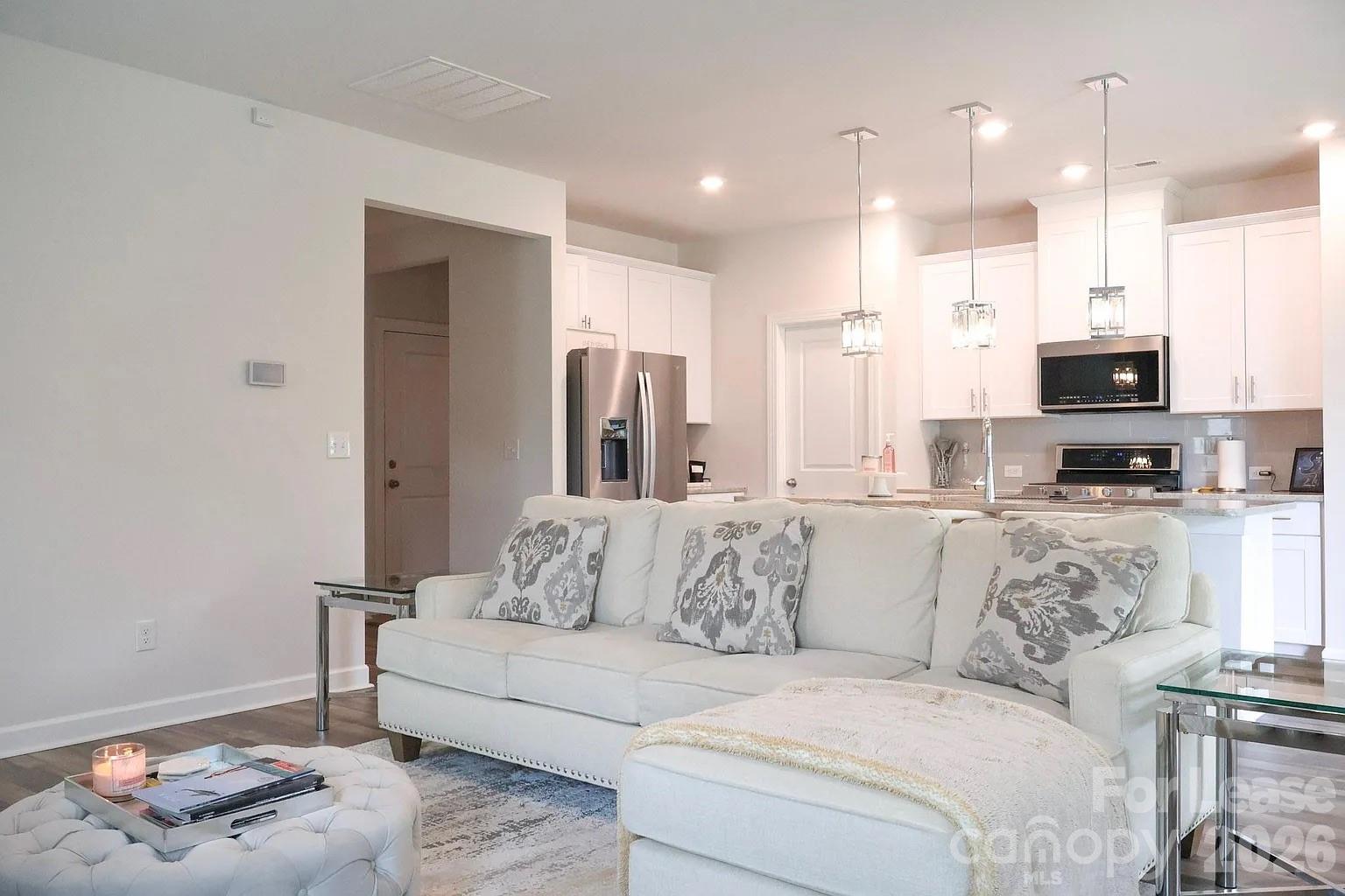 7120 American Elm Road Charlotte, NC 28215 - Photo 5 of 15