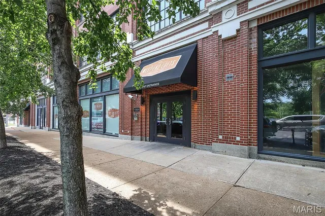 $219,900 | 4100 Forest Park Avenue, Unit 123, St. Louis, MO 63108