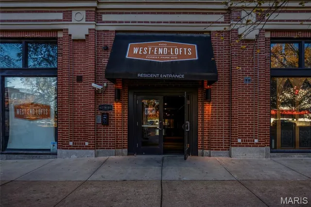 $219,900 | 4100 Forest Park Avenue, Unit 123, St. Louis, MO 63108