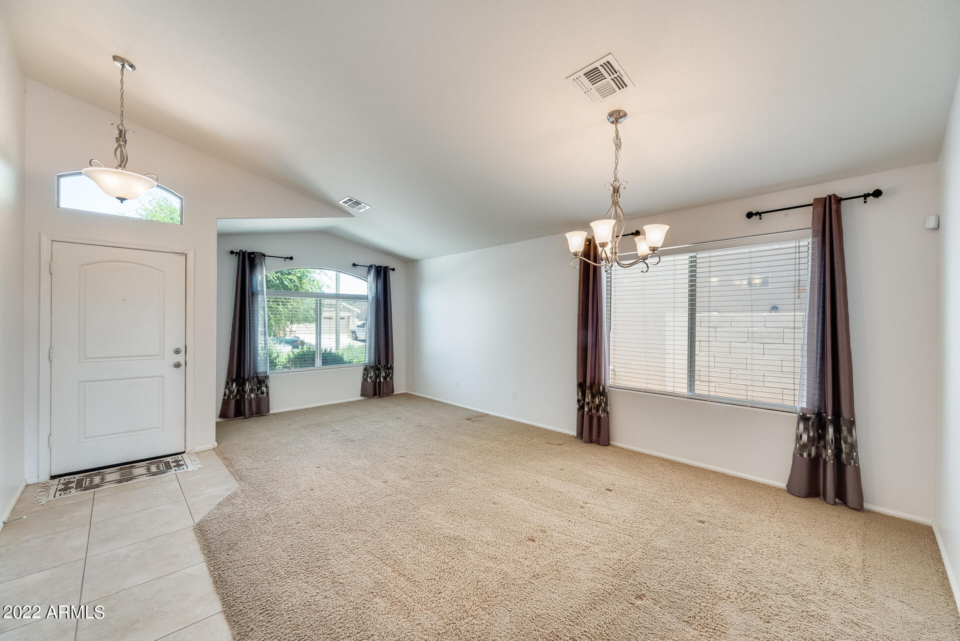 17819 West Charter Oak Road Surprise, AZ 85388 - Photo 9 of 37