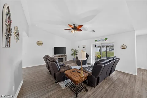 $334,900 | 4060 Northwest 36th Avenue, Cape Coral, FL 33993
