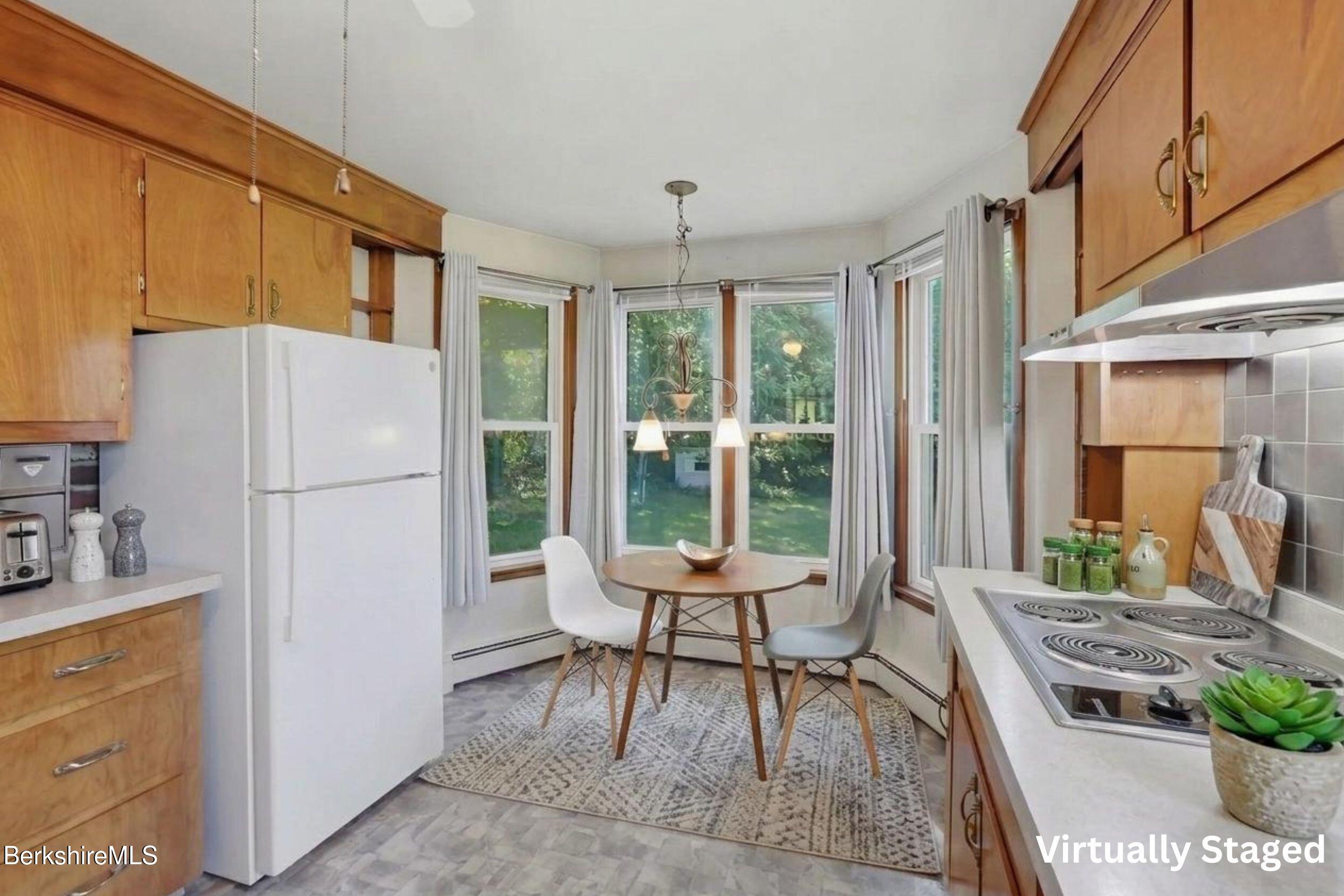 380 Cheshire Road Pittsfield, MA 01201 - Photo 9 of 37 2