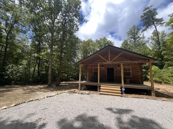 $319,900 | 422 Dollar Drive, Altamont, TN 37301