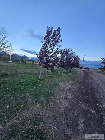 $665,000 | 5566 West 49th North, Idaho Falls, ID 83402
