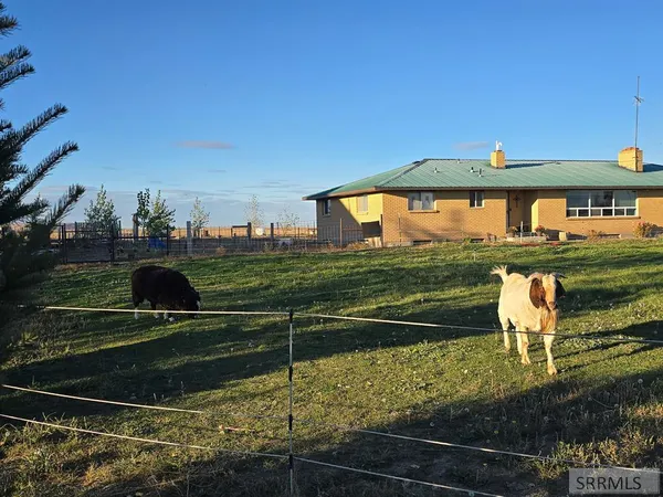 $665,000 | 5566 West 49th North, Idaho Falls, ID 83402