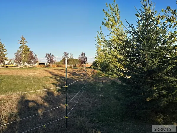 $665,000 | 5566 West 49th North, Idaho Falls, ID 83402