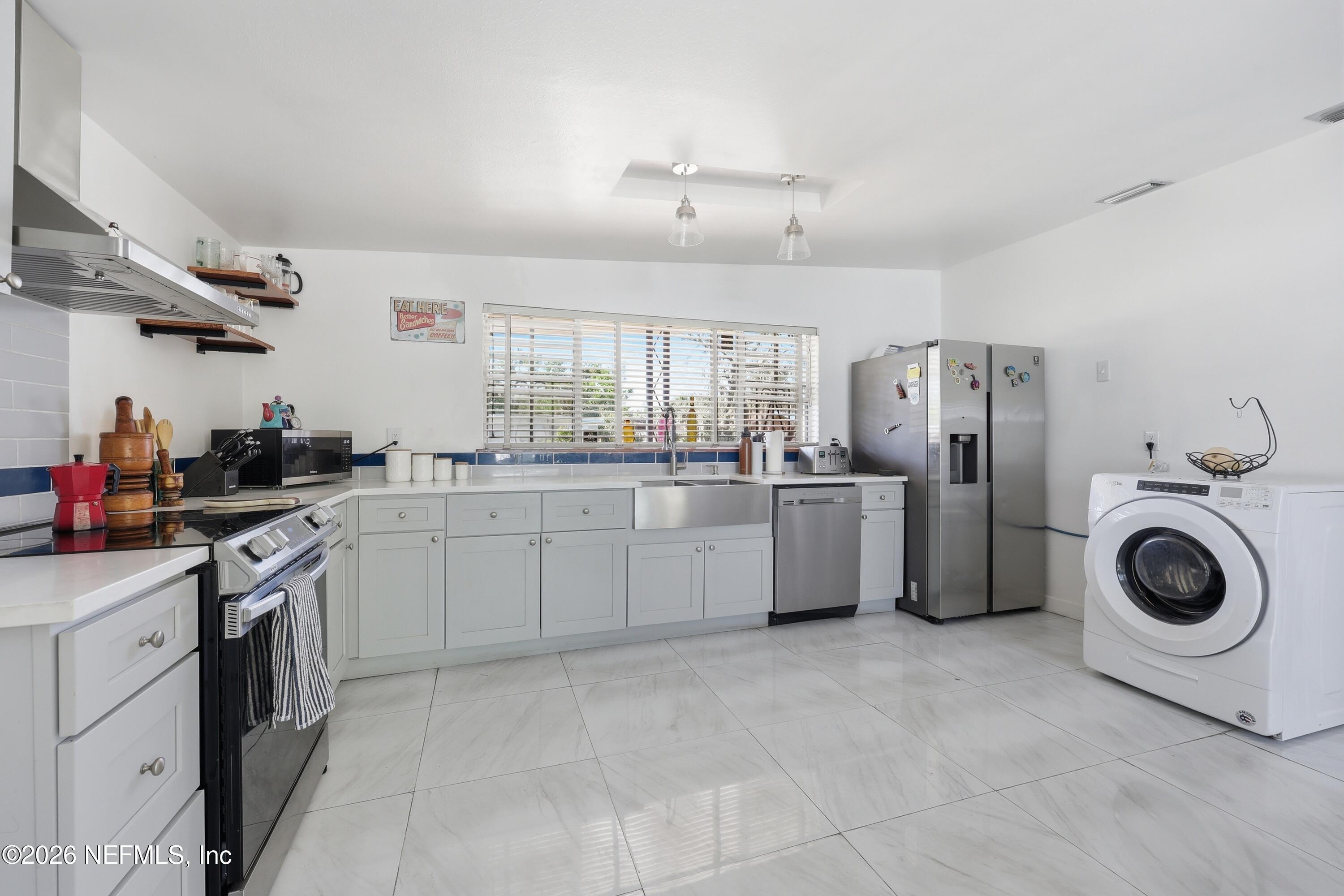 10114 Haverford Road Jacksonville, FL 32218 - Photo 10 of 31 Kitchen