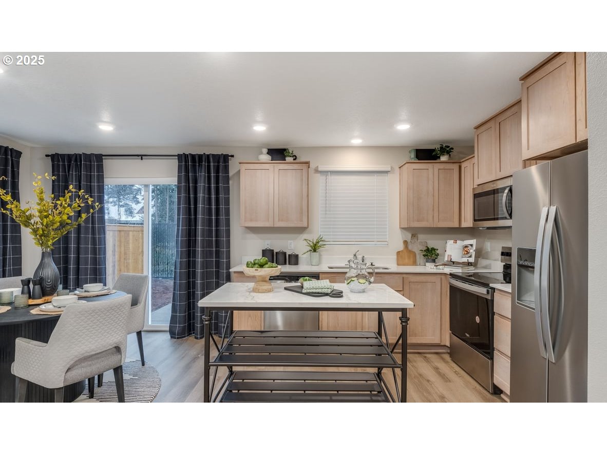 1673 Southeast Pheasant Avenue Gresham, OR 97080 - Photo 8 of 27