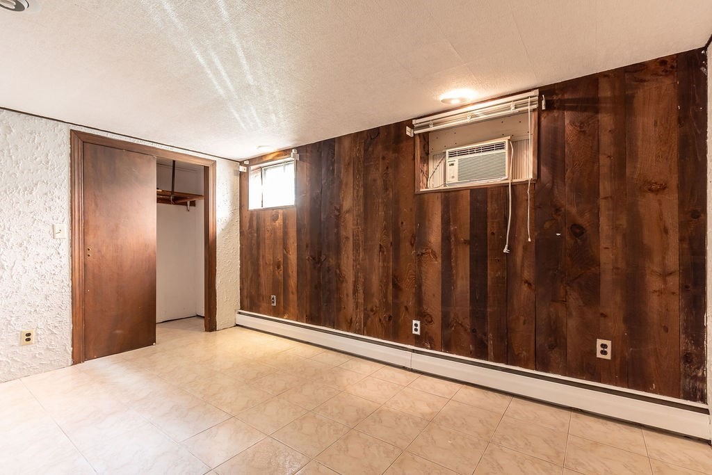 32 Duncan Road Everett, MA 02149 - Photo 21 of 30 a view of an empty room