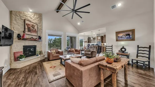 $869,000 | 1320 Post Oak Road, Gordon, TX 76453