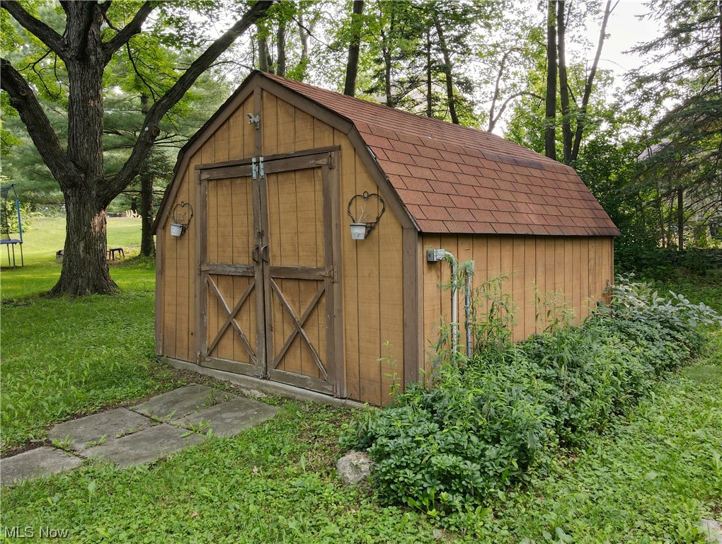 8961 Prospect Road Strongsville, OH 44149 - Photo 31 of 35 Gallery Image 31