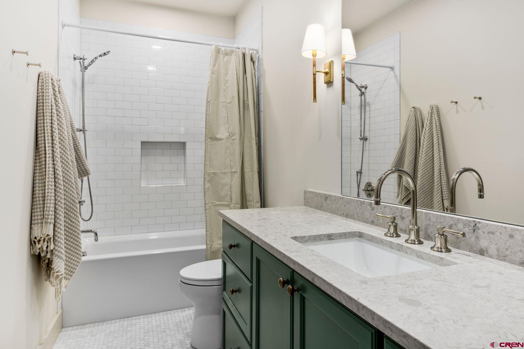 180 Elk Valley Road, Unit 110 Crested Butte, CO 81224 - Photo 33 of 43 Gallery Image 33