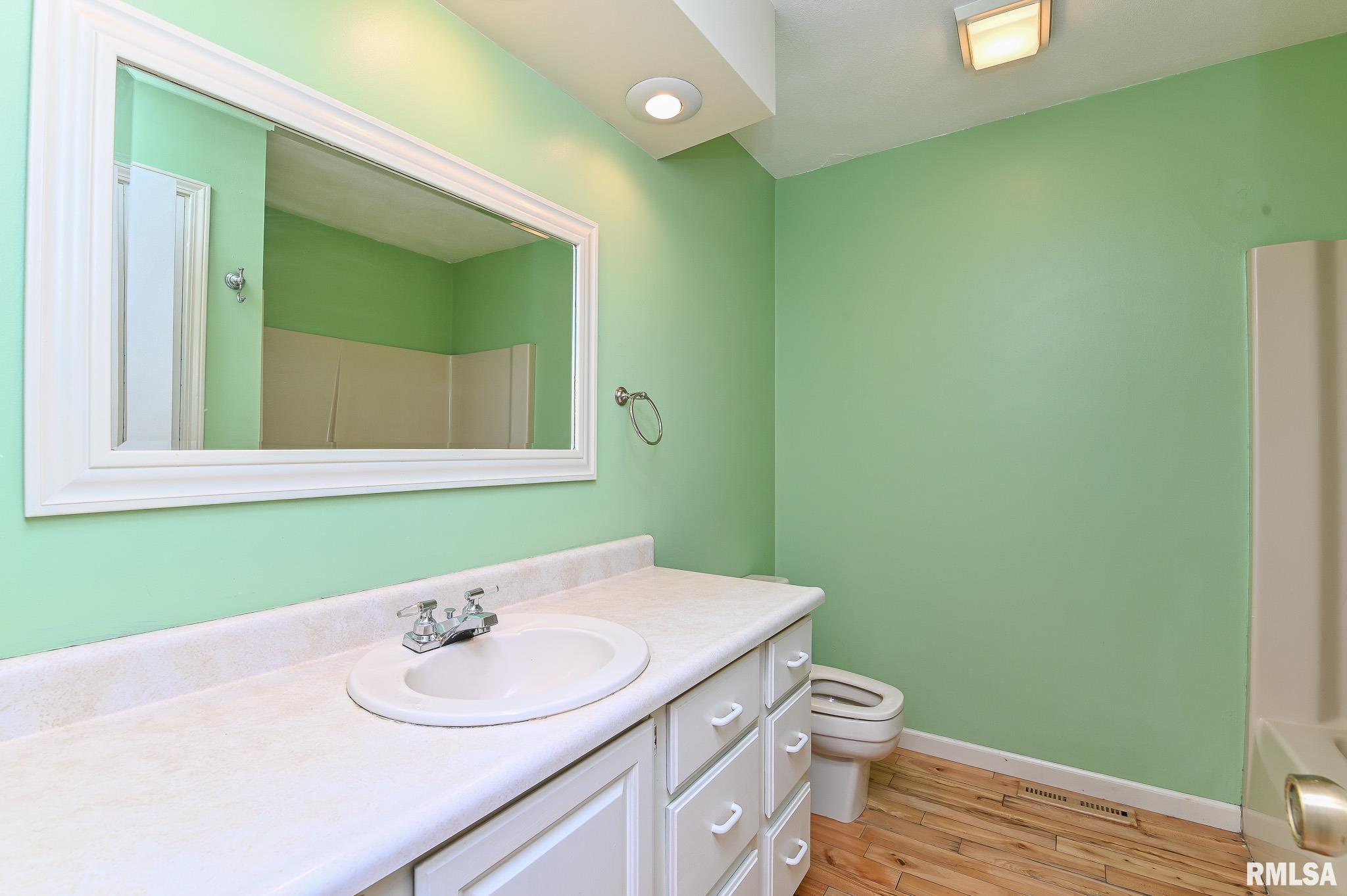 705 Crestview Drive Metamora, IL 61548 - Photo 22 of 36