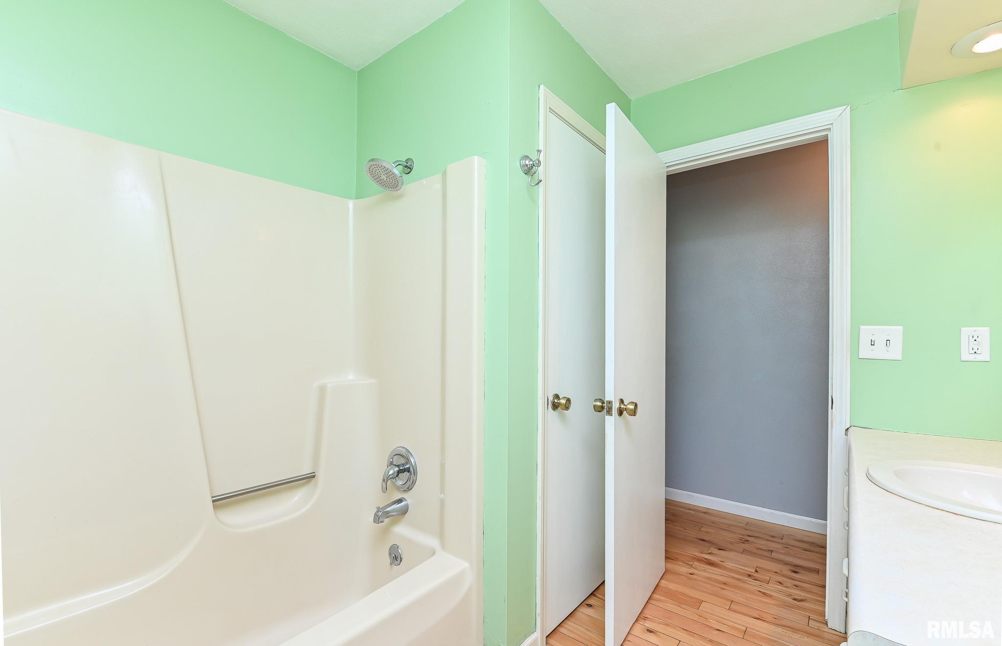 705 Crestview Drive Metamora, IL 61548 - Photo 23 of 36