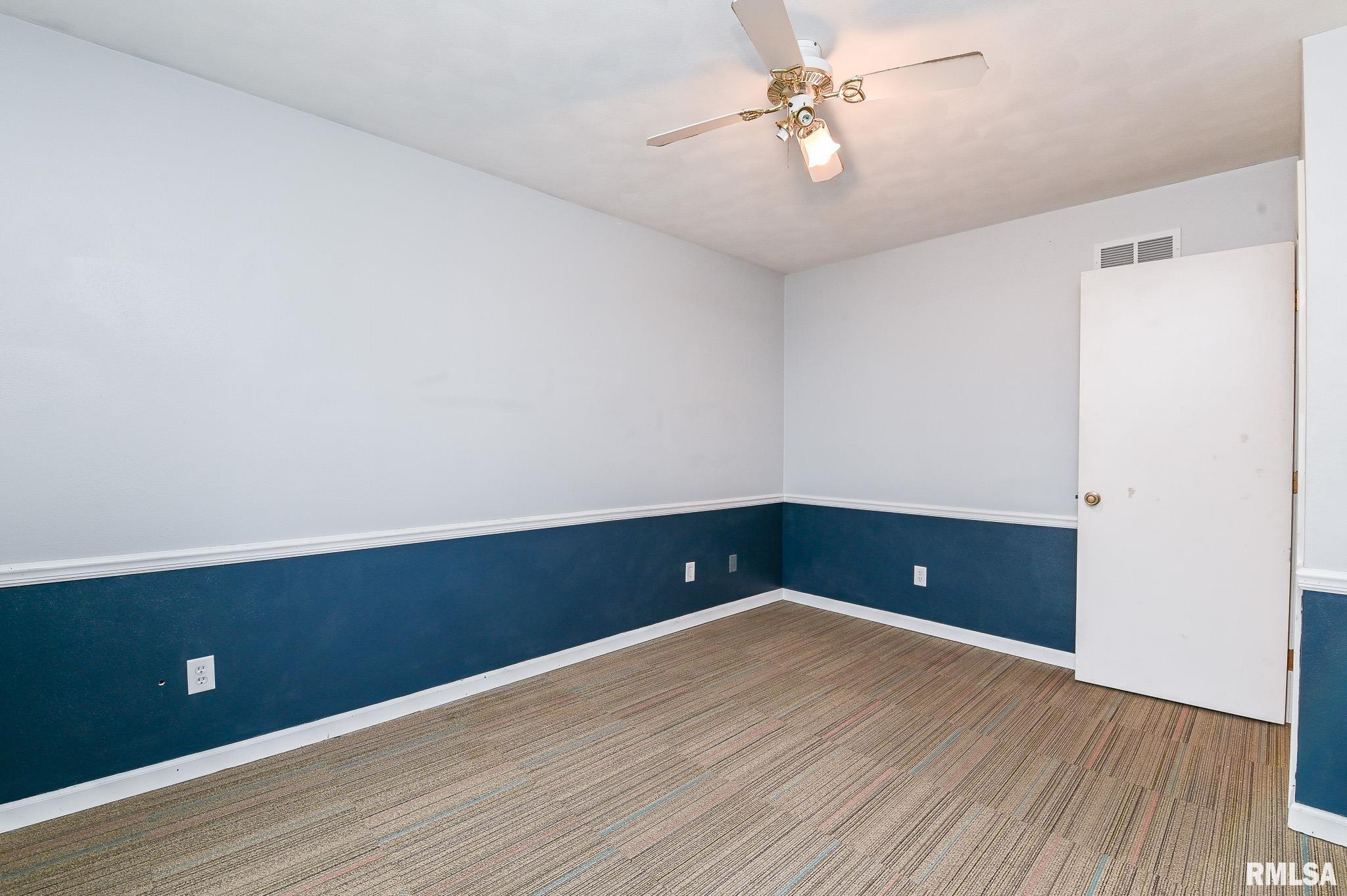 705 Crestview Drive Metamora, IL 61548 - Photo 27 of 36