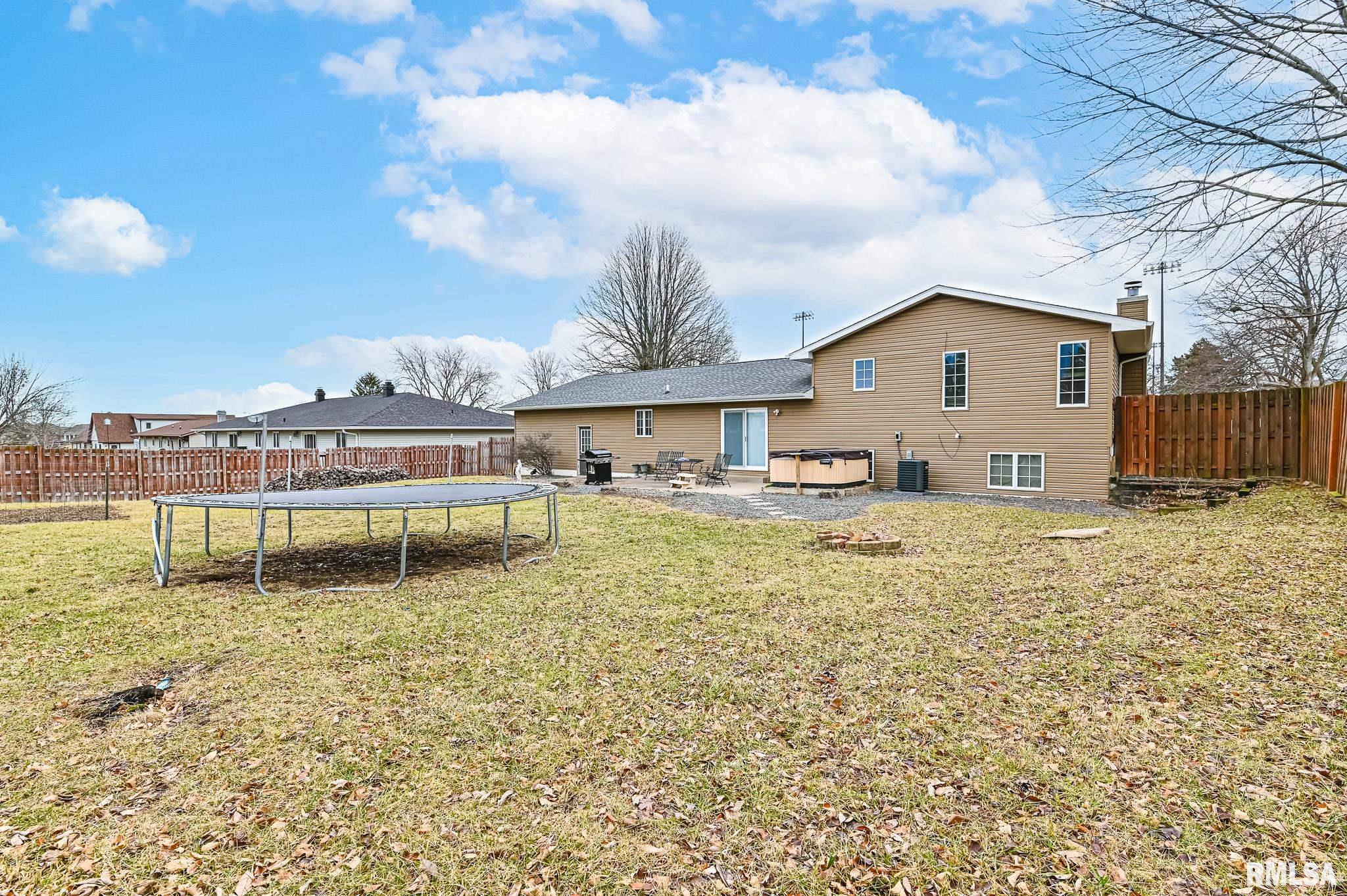 705 Crestview Drive Metamora, IL 61548 - Photo 33 of 36