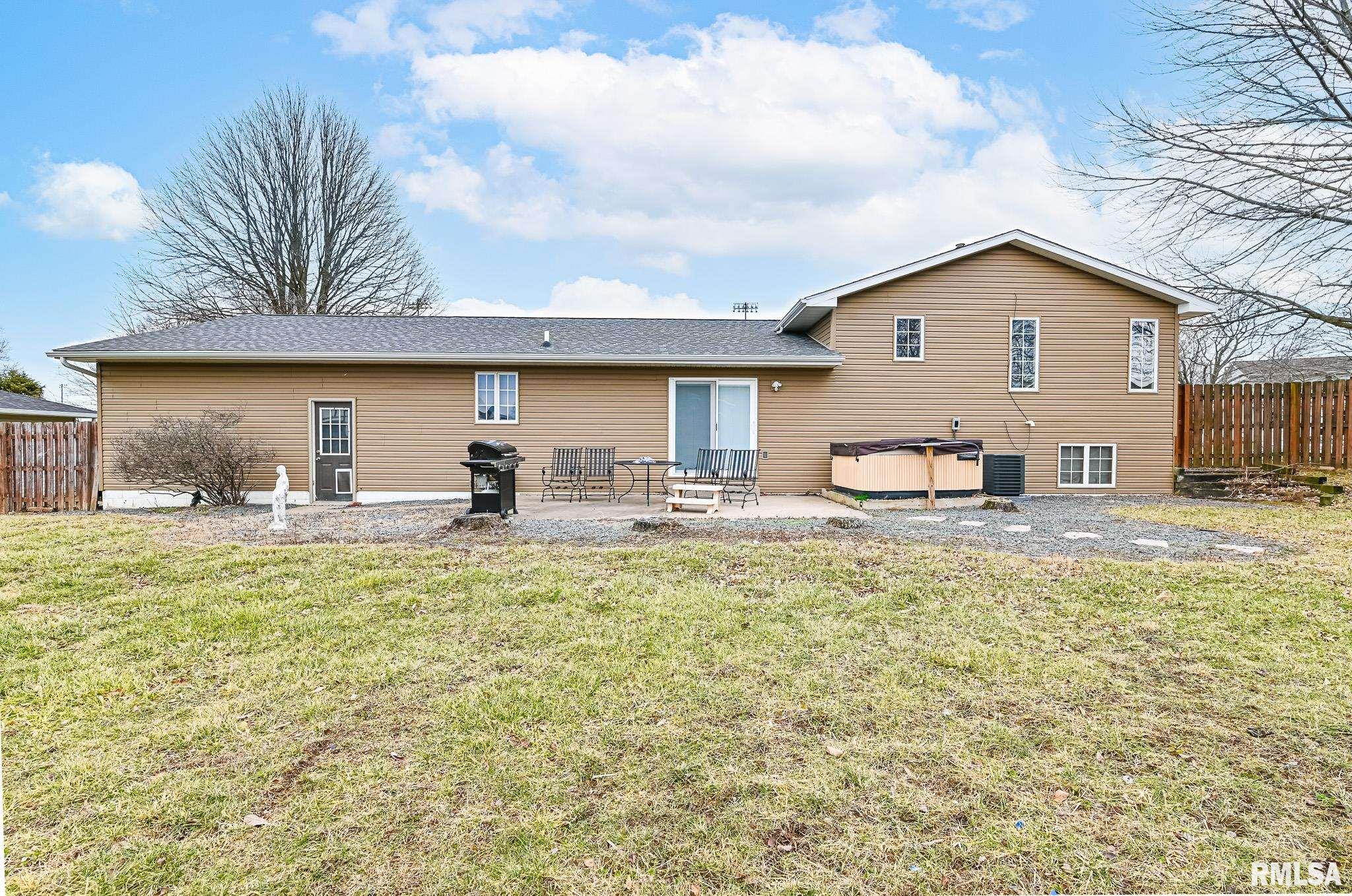 705 Crestview Drive Metamora, IL 61548 - Photo 34 of 36