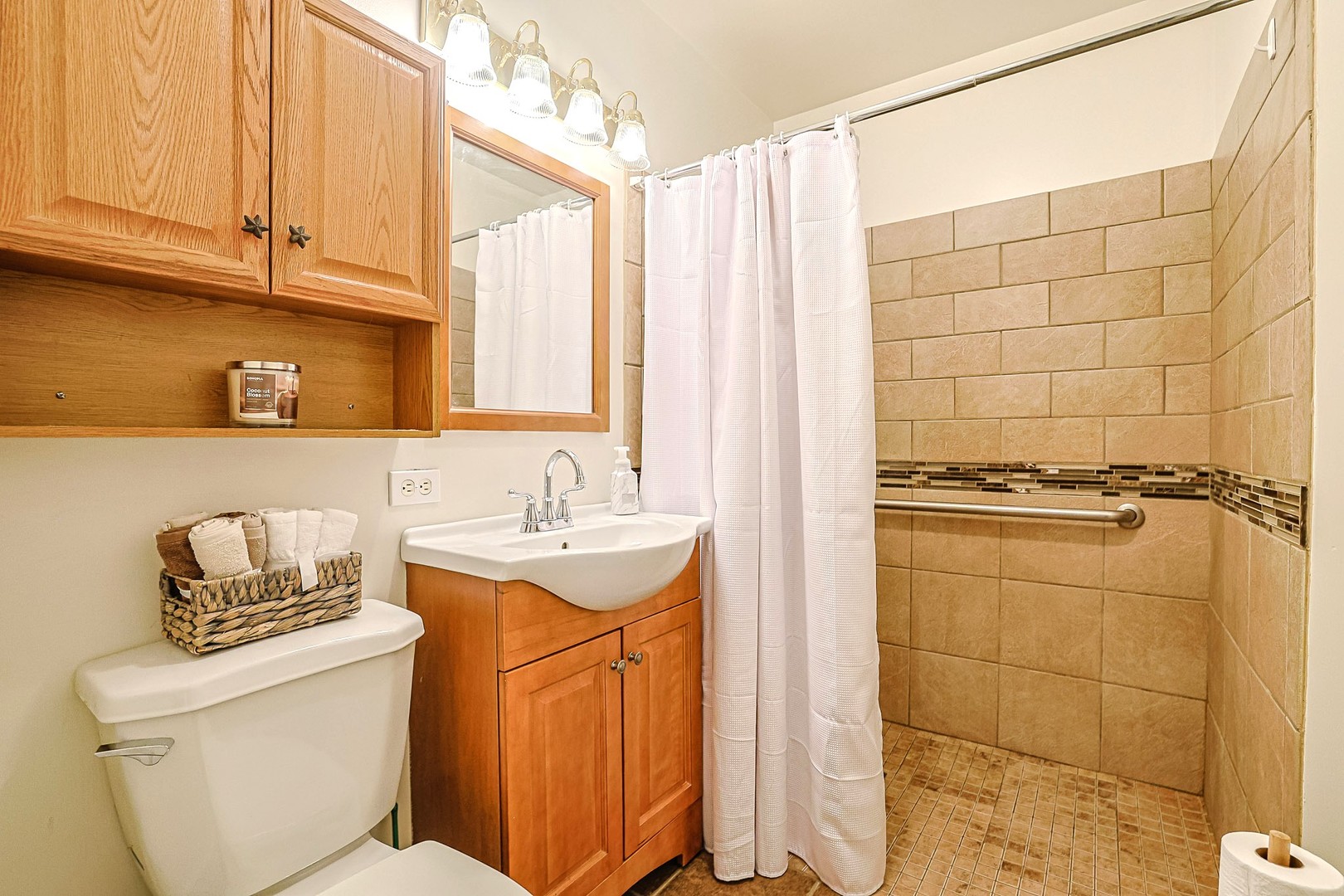 122 North Addison Road Villa Park, IL 60181 - Photo 10 of 21 Gallery Image 10