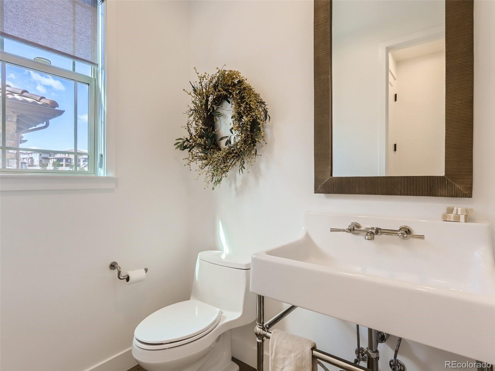 1463 Red Sun Way Highlands Ranch, CO 80126 - Photo 17 of 40
