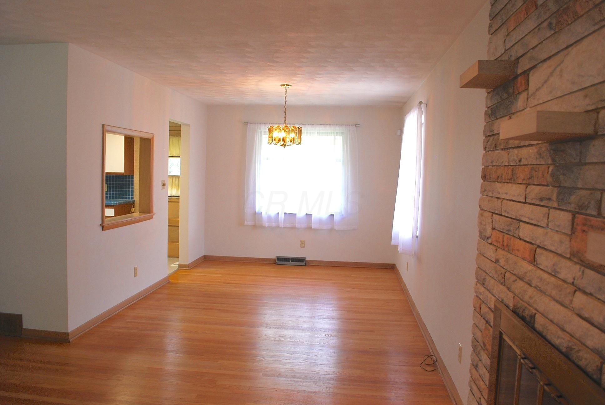 1281 Erickson Road Columbus, OH 43227 - Photo 8 of 29 Gallery Image 8