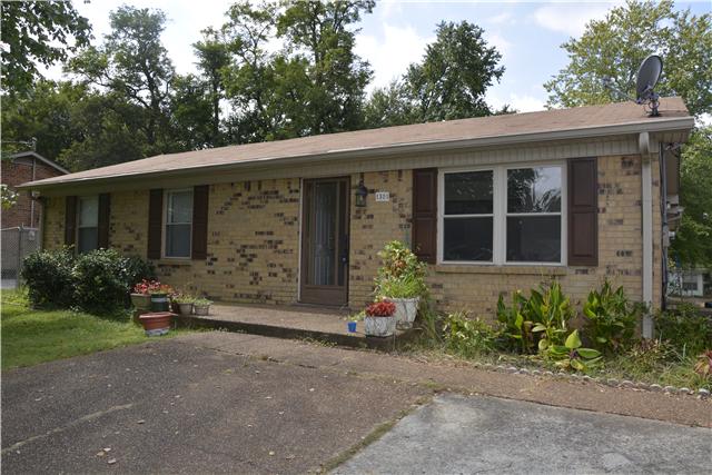 1301 Robin Hill Road Franklin, TN 37064 - Photo 3 of 14 Welcome home