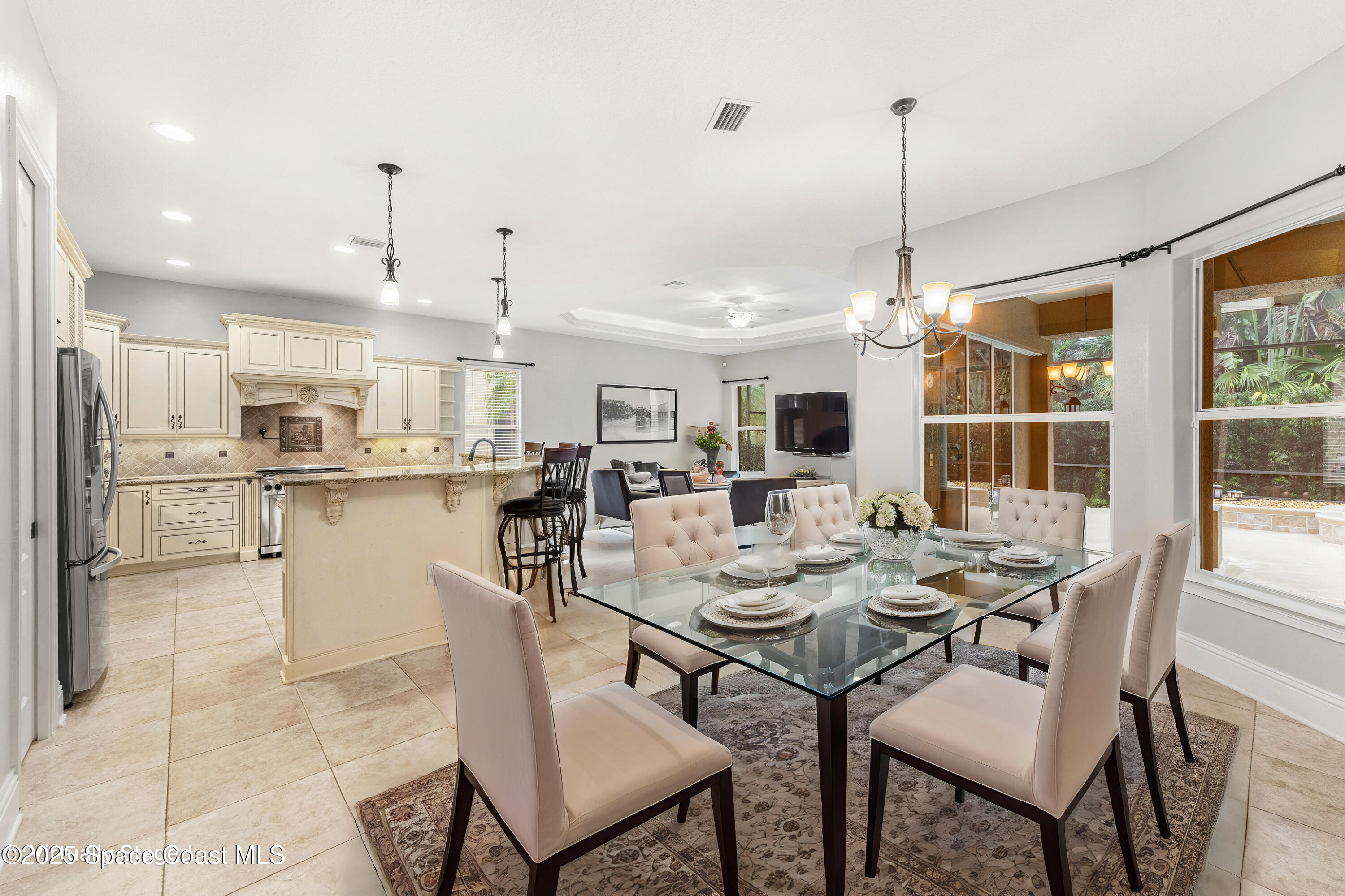 3497 Cappio Drive Melbourne, FL 32940 - Photo 15 of 39 3497 Cappio VS dining Nook