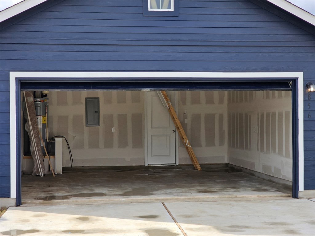 856 Rancho Del Cielo Loop Jarrell, TX 76537 - Photo 32 of 35