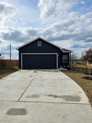 $1,695 | 856 Rancho Del Cielo Loop, Jarrell, TX 76537