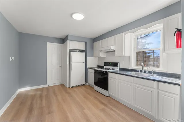 $2,700 | 234 Edwards Place, Unit 2, Yonkers, NY 10703