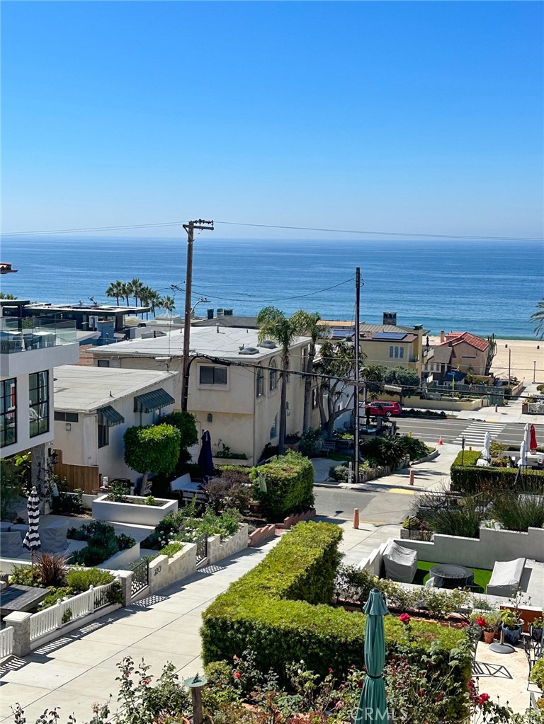 233 6th Street Manhattan Beach, CA 90266 - Photo 14 of 39