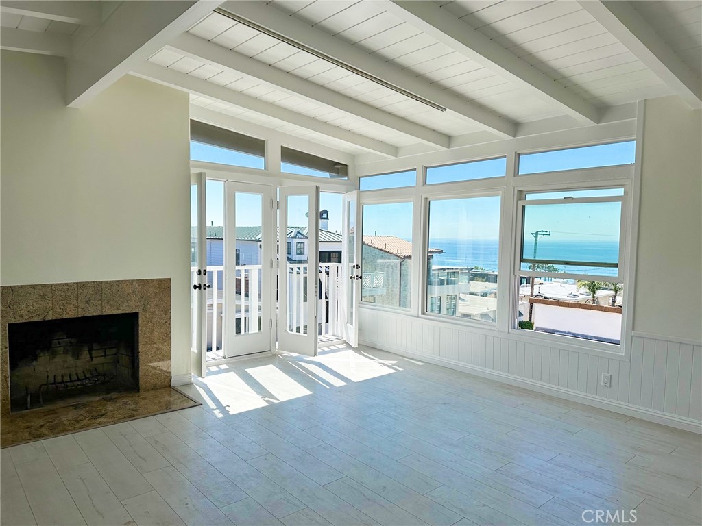 233 6th Street Manhattan Beach, CA 90266 - Photo 2 of 39