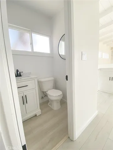 $10,000 | 233 6th Street, Manhattan Beach, CA 90266