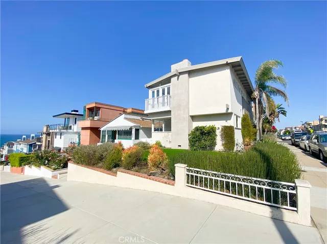 $10,000 | 233 6th Street, Manhattan Beach, CA 90266